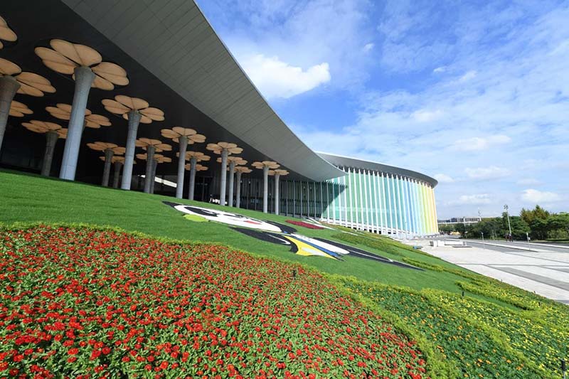 Mpangilio wa maonesho ya nne ya CIIE waanza huku bidhaa zitakazooneshwa zikiwasili