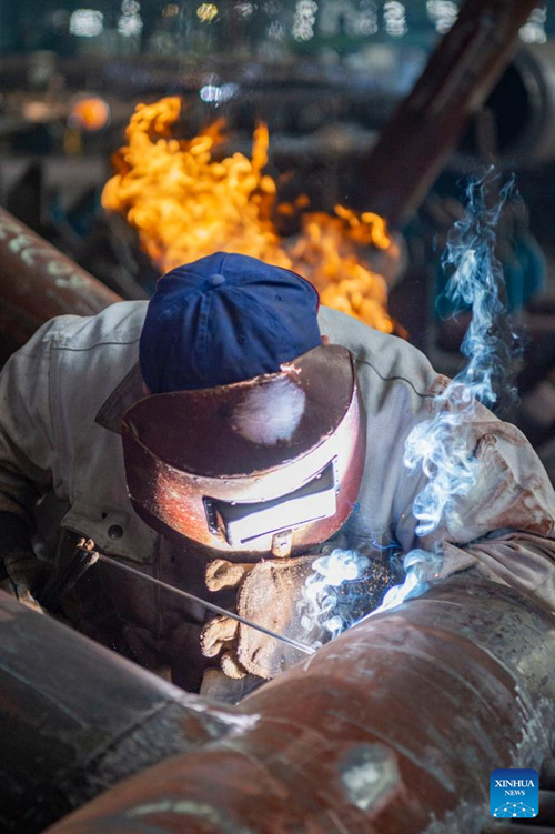 China yatekeleza hatua zinazotofautiana za kudhibiti maambukizi ya UVIKO-19 kwenye viwanda ili kuhakikisha kuendelea kwa uzalishaji