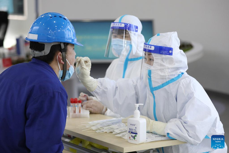 China yatekeleza hatua zinazotofautiana za kudhibiti maambukizi ya UVIKO-19 kwenye viwanda ili kuhakikisha kuendelea kwa uzalishaji