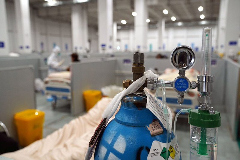 Picha iliyopigwa Aprili 23, 2022 ikionyesha tangi la oksijeni katika hospitali ya muda huko Shanghai. (Xinhua/Yang Youzong)