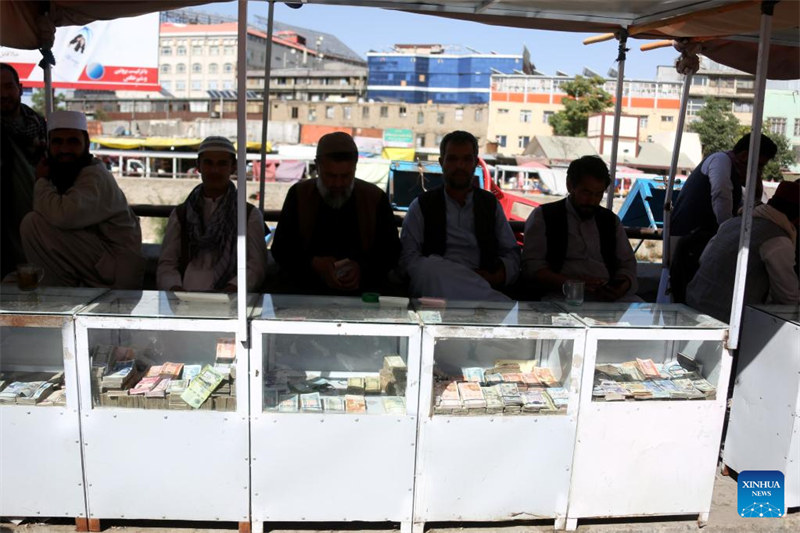 Benki Kuu ya Afghanistan kuingiza dola milioni 12 sokoni ili kuleta utulivu katika sarafu ya nchi hiyo