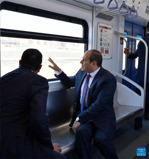 Rais wa Misri azindua majaribio ya reli ya kutumia umeme iliyojengwa na China