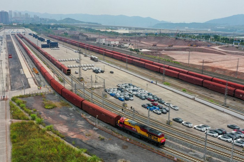 Treni iliyobeba magari ya China yaanza safari ya majaribio kutoka Chongqing hadi Moscow, Russia