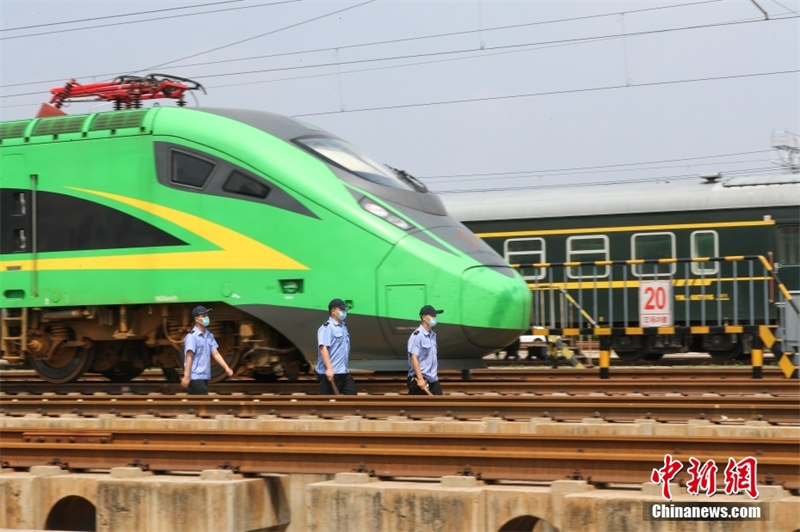 Treni za Fuxing “Hulk” zazingatiwa upimaji ili kuhakikisha usalama wa usafiri katika majira ya joto