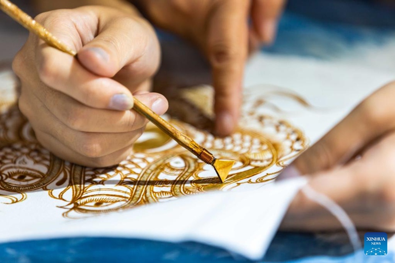 Msichana wa kabila la Wamiao azifanya mali za urithi wa utamaduni usioshikika zioneshe nguvu ya ukuaji