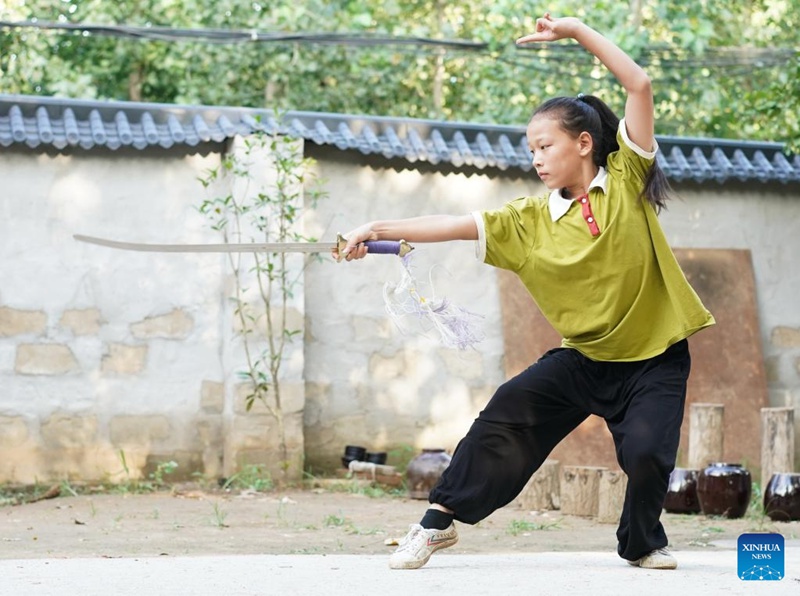 Mshabiki wa Kungfu aanzisha darasa kwa watoto wa kijijini