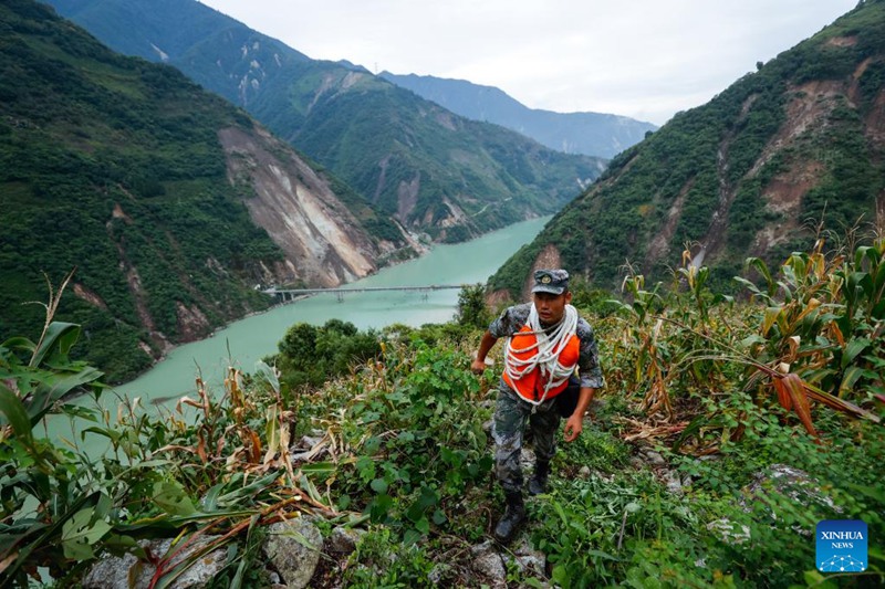 Juhudi za kutoa misaada kwa waathirika wa tetemeko la ardhi zinaendelea Sichuan, China