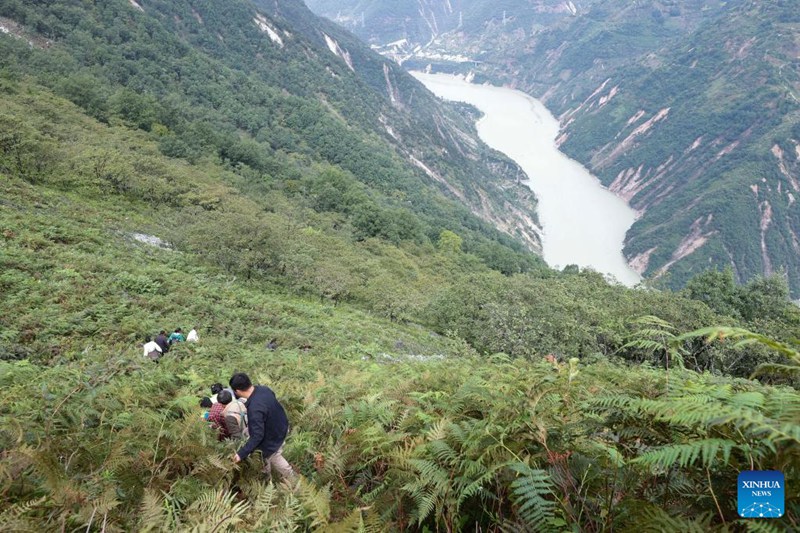 Juhudi za kutoa misaada kwa waathirika wa tetemeko la ardhi zinaendelea Sichuan, China