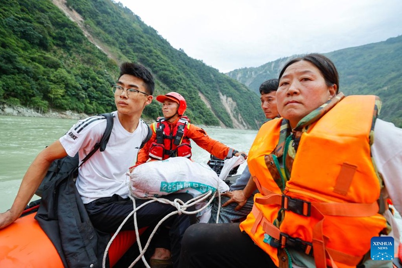 Juhudi za kutoa misaada kwa waathirika wa tetemeko la ardhi zinaendelea Sichuan, China