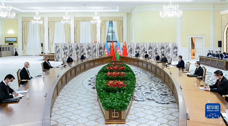 Rais Xi Jinping wa China akutana na Rais wa Azerbaijan, Aliyev