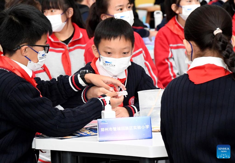 Wanaanga wa China watoa mafunzo katika kituo cha anga ya juu cha China