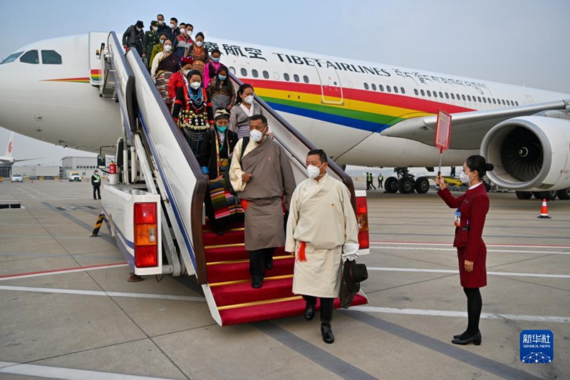 Wajumbe wa Mkutano Mkuu wa 20 wa CPC wafika Beijing kutoka sehemu mbalimbali nchini China 