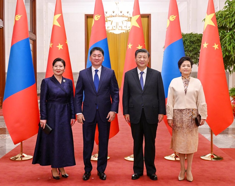 Rais Xi Jinping afanya mazungumzo na Rais wa Mongolia