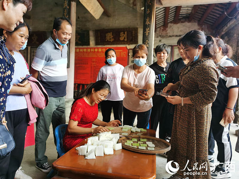 Kijiji cha jadi cha Yulin,Guangxi chaonesha nguvu mpya ya uhai