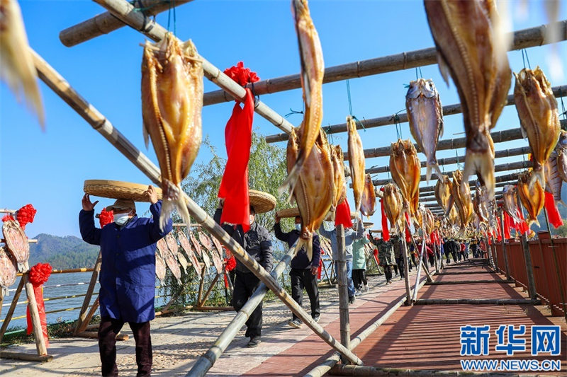 Uvuaji wa samaki katika majira ya baridi Wan’an, Jiangxi