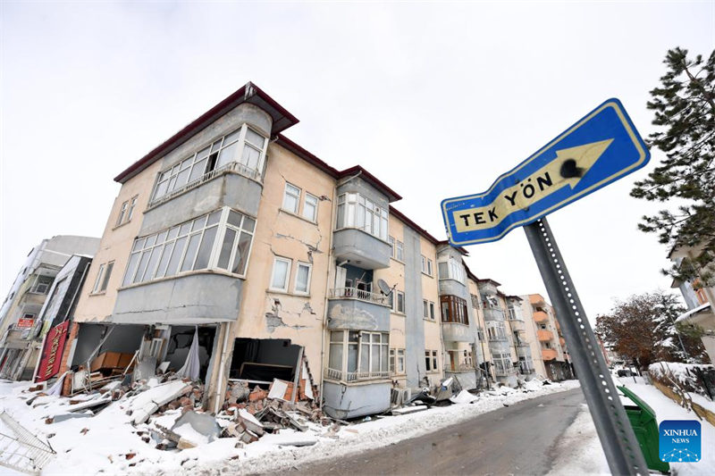 Idadi ya waliofariki kwenye tetemeko la ardhi katika Uturuki na Syria yazidi 8,000, huku Marekani ikitakiwa kuiondolea vikwazo Syria