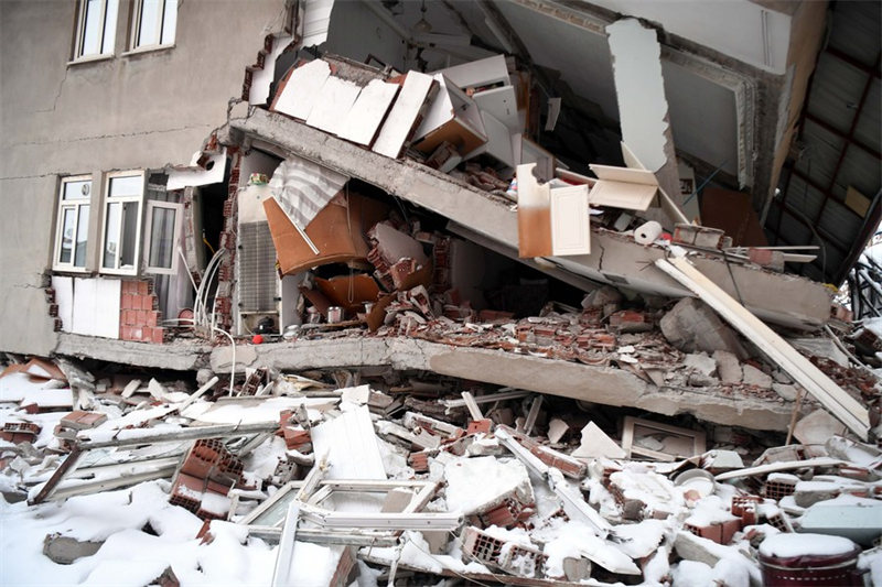 Idadi ya waliofariki kutokana na tetemeko la ardhi Uturuki na Syria yafikia zaidi ya 12,000 na uokoaji waingia siku ya tatu