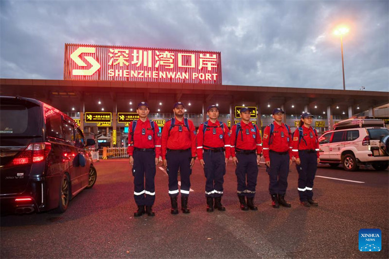 Kikosi cha Waokoaji wa China chashiriki katika juhudi za kutoa misaada kwenye maeneo yaliyokumbwa na tetemeko la ardhi nchini Uturuki