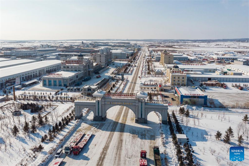 Viwanda katika Eneo la Majaribio la Biashara Huria la Heihe (Heilongjiang) la China vyawa na pilika nyingi za uzalishaji