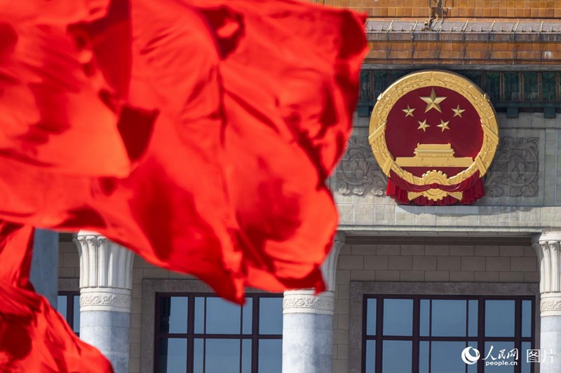 Mandhari ya Uwanja wa Tian’anmen huko Beijing muda mfupi kabla ya “Mikutano Mikuu Miwili” kuwadia 