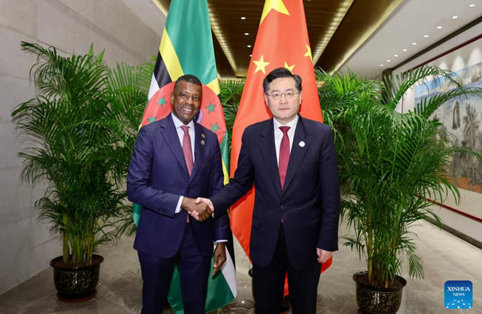 Waziri wa Mambo ya Nje wa China Qin Gang akutana na mwenzake wa Dominica
