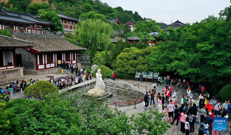 Habari Picha: Eneo la mandhari nzuri la Kasri la Huaqing huko Xi'an, Kaskazini mwa China