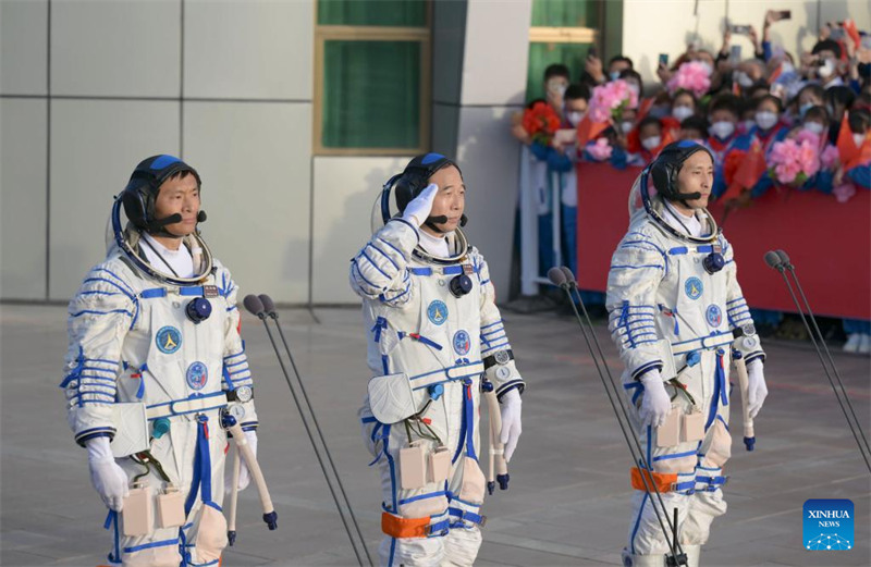 Hafla ya kuwaaga wanaanga wa China wanaosafiri na Chombo cha Anga ya Juu cha Shenzhou-16 yafanyika