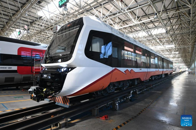 Kampuni ya China yaiundia Argentina treni ya kwanza inayotumia nishati mpya ya kuendeshwa kwenye reli nyepesi