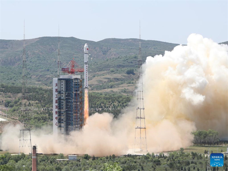 China yaweka rekodi ya kurusha satelaiti 41 kwenye anga ya juu kwa kutumia roketi moja