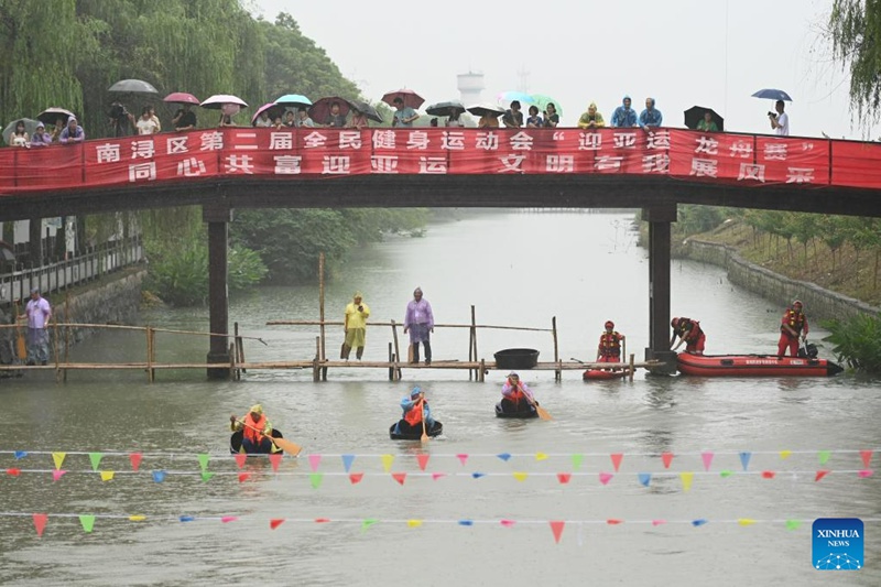 Wanakijiji washereheka sikukuu ijayo ya Tamasha la Mashua ya Dragoni Zhejiang, China