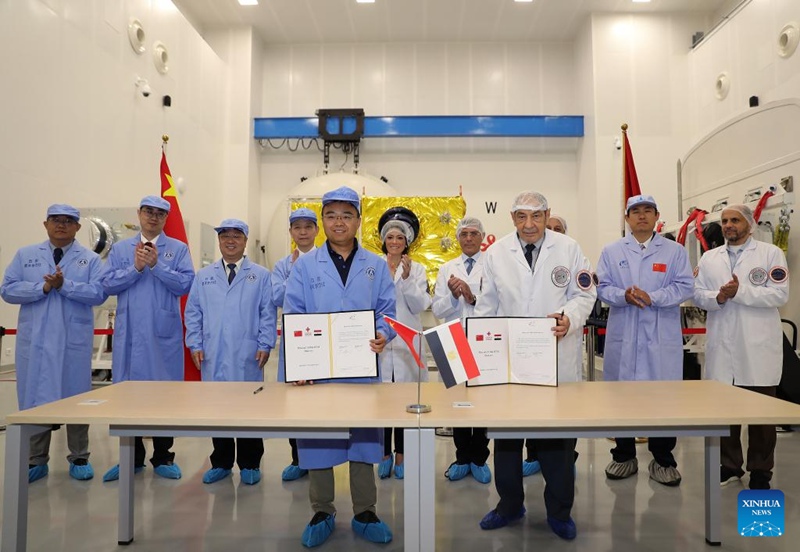 Satelaiti zinazofadhiliwa na China zakabidhiwa kwa Misri