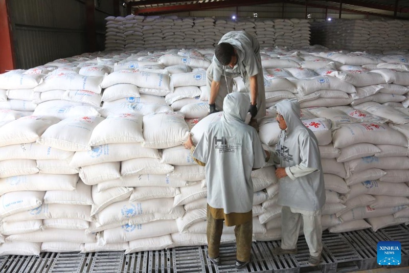 Picha hii iliyopigwa Julai 17, 2023 ikionyesha chakula cha msaada kutoka China kikiwa kwenye ghala huko Kabul, Afghanistan. (Picha na Saifurahman Safi/Xinhua)