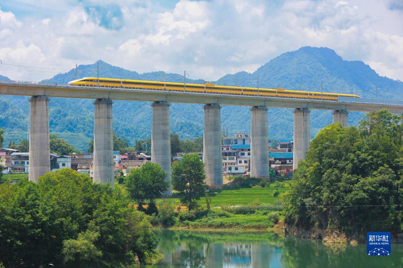 Sehemu ya Guiyang-Libo ya Reli ya mwendo kasi ya Guiyang-Nanning itazinduliwa