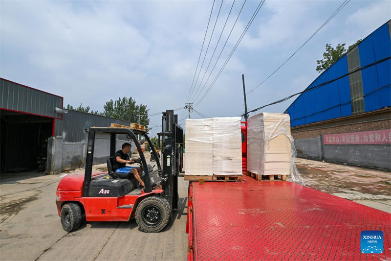 Wanakijiji walioathiriwa na mafuriko warudi nyumbani katika Mji wa Tianjin, China