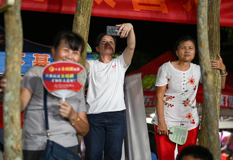 Mpira wa wavu waamsha shauku ya hivi karibuni ya michezo vijijini kwenye kisiwa cha kitropiki cha Hainan, China