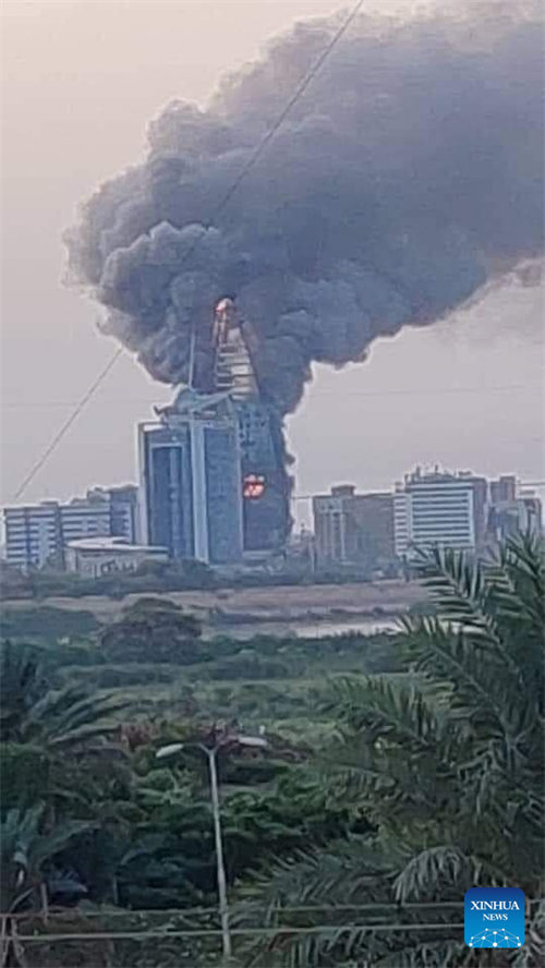 Mapigano makali yaendelea katika mji mkuu wa Sudan, Khartoum huku pande zinazopigana zikishutumiana