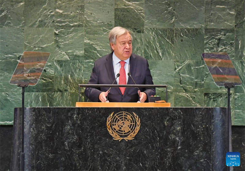 Katibu Mkuu wa Umoja wa Mataifa Antonio Guterres akihutubia ufunguzi wa Mkutano wa Malengo ya Maendeleo Endelevu kwenye makao makuu ya Umoja wa Mataifa mjini New York, Septemba 18, 2023. (Xinhua/Li Rui)
