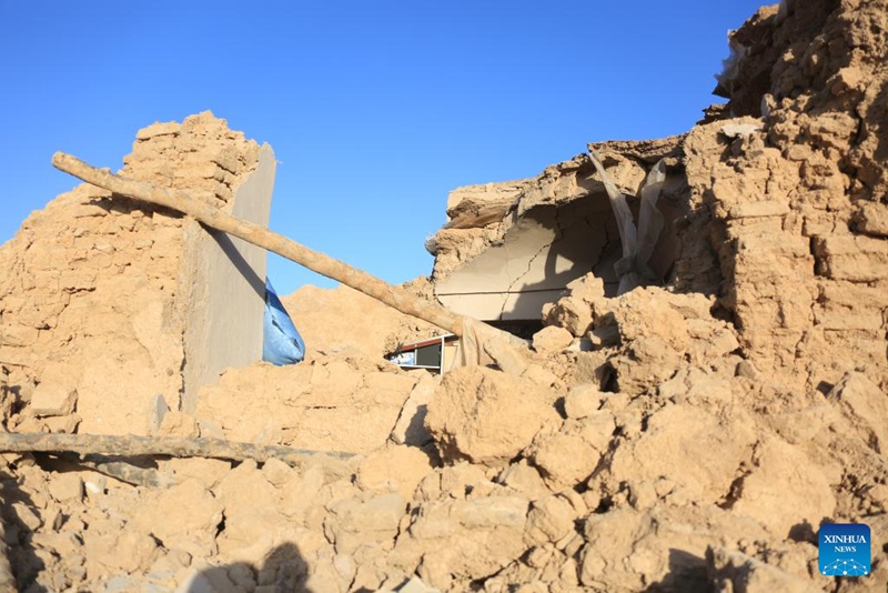 Picha iliyopigwa tarehe 8, Oktoba, 2023 ikionesha vifusi vya makazi ya Waafghanistan