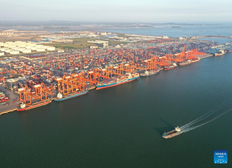 Picha hii iliyopigwa kutoka angani Oktoba 3, 2023 ikionyesha Bandari ya Qinzhou huko Qinzhou, Mkoa unaojiendesha wa Kabila la Wazhuang wa Guangxi, Kusini mwa China. (Xinhua/Zhou Hua)