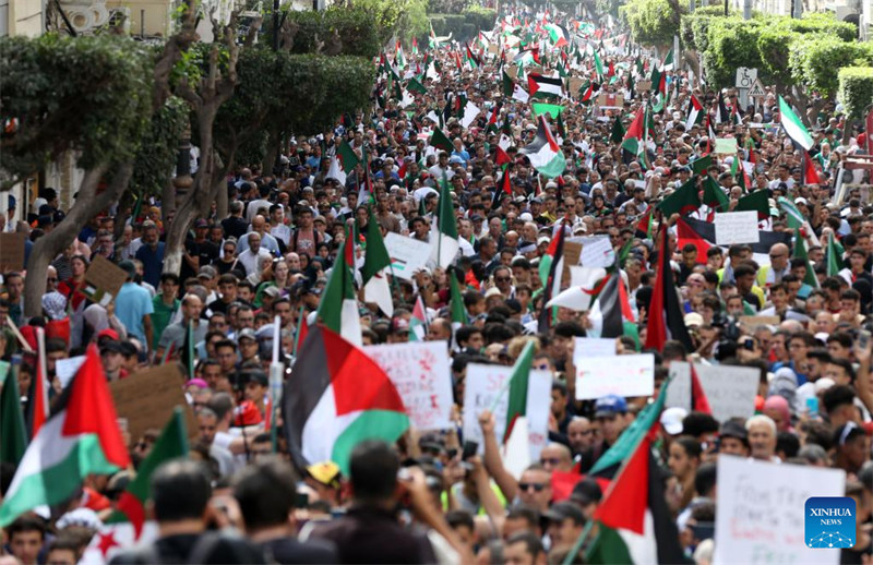 Makumi ya maelfu ya Waalgeria waandamana kulaani mashambulizi ya Israel dhidi ya Gaza