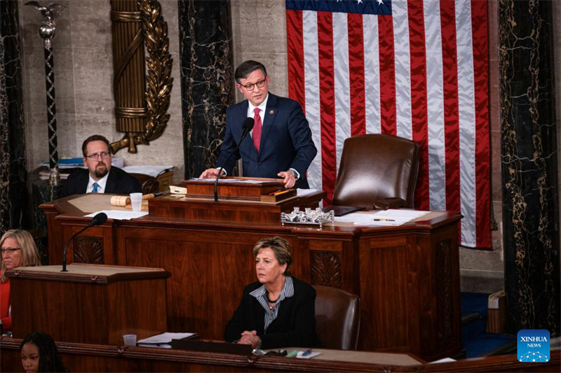 Mwakilishi wa Louisiana kupitia chama cha Republican Mike Johnson achaguliwa spika mpya wa bunge la Marekani baada ya wiki kadhaa za mivutano