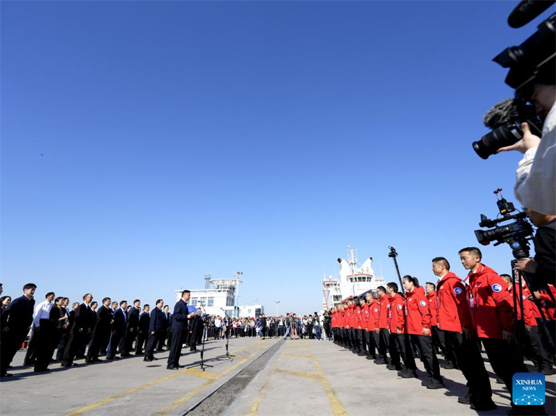 Kundi la 40 la Utafiti wa Kisayansi katika Bahari ya Antaktika la China laanza safari