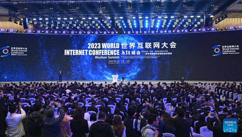 Mkutano wa Kilele wa Wuzhen wa Mkutano wa Mtandao wa Intaneti Duniani wa Mwaka 2023 (WIC) ukifunguliwa huko Wuzhen, Mkoa wa Zhejiang, Mashariki mwa China, Novemba 8, 2023. (Xinhua/Huang Zongzhi)