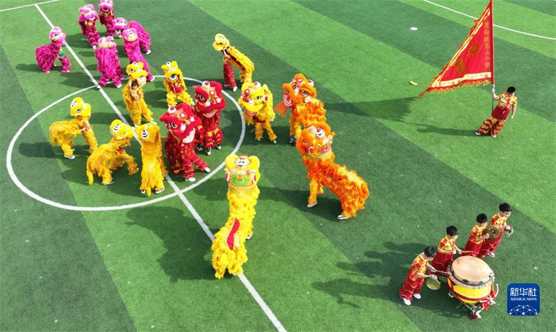 Shughuli za ziada za Wanafunzi baada ya masomo zaleta burudani mbalimbali katika Wilaya ya Luodian mkoani Guizhou, China