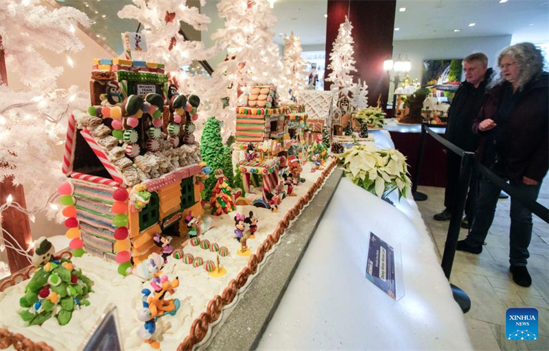 Sanamu zaidi ya 30 za nyumba za mkate wa tangawizi zaonyeshwa Vancouver, Canada kuelekea Sikukuu ya Krismasi