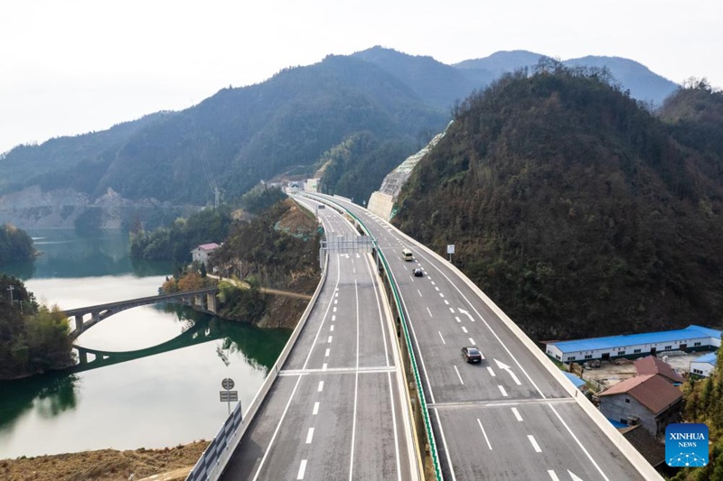 Barabara Kuu ya Guanzhuang-Xinhua katika Mkoa wa Hunan nchini China yaanza kutumika rasmi
