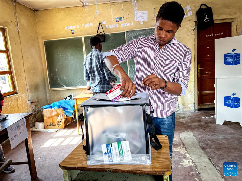 Upigaji kura kwenye uchaguzi mkuu nchini DRC waongezwa siku baada ya matatizo ya vifaa na malalamiko