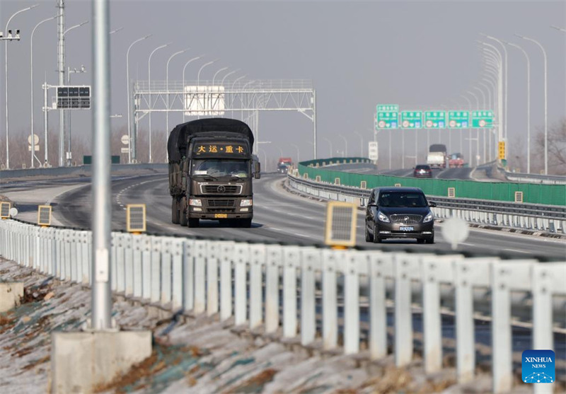 Barabara Kuu mpya yaunganisha Mji wa Beijing na Eneo Jipya la Xiong'an nchini China