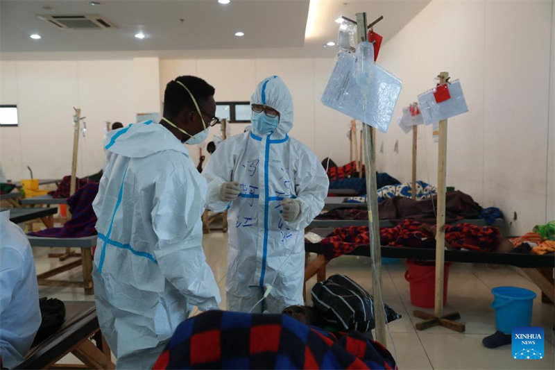 Madaktari wa China washiriki katika mapambano dhidi ya mlipuko wa kipindupindu nchini Zambia