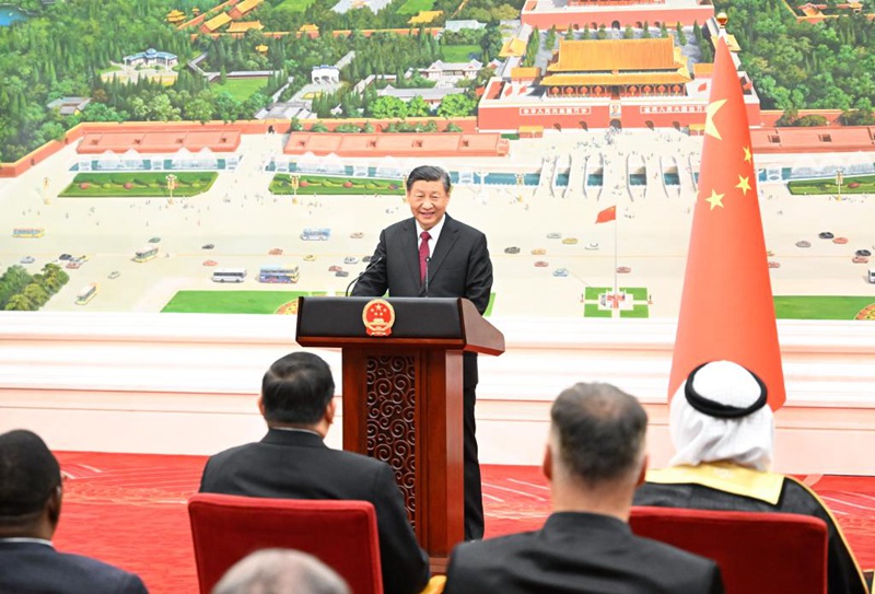 Rais wa China Xi Jinping akitoa hotuba baada ya kupokea  nyaraka za utambulisho wa taifa za mabalozi wapya 42 nchini China  katika Jumba la Mikutano ya Umma la Beijing, China, Januari 30, 2024. (Xinhua/Shen Hong)